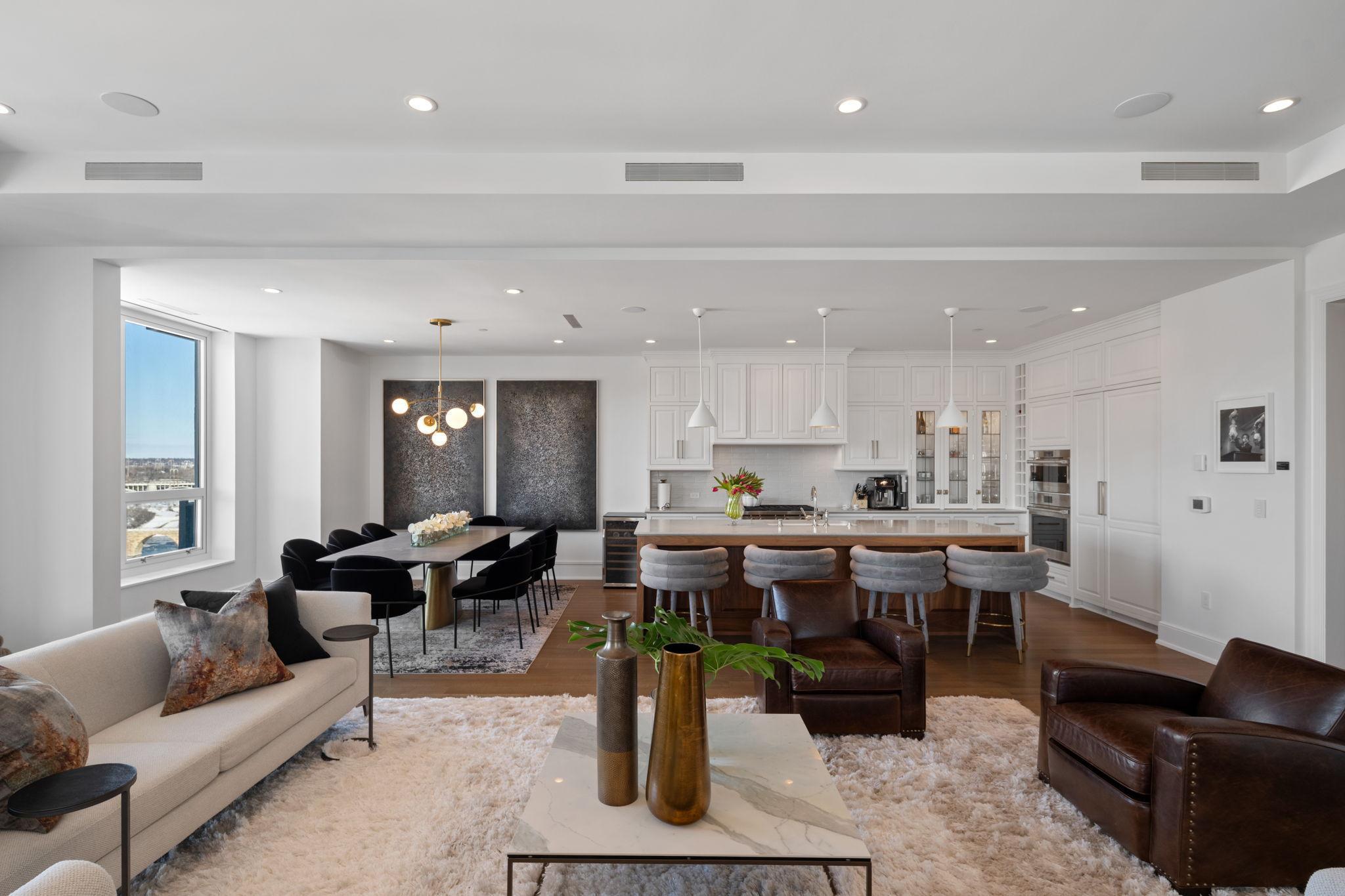 Homes for sale in Minneapolis, MN | 1111 W River Pkwy #11C, Minneapolis, MN 55415 | MLS# 7033732