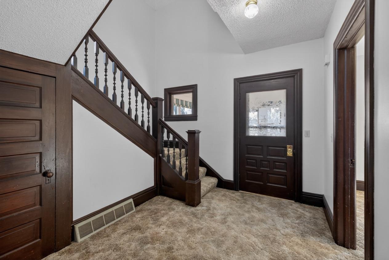 Homes for sale in Rochester, MN | 815 E Center St, Rochester, MN 55904 | MLS# 7033883