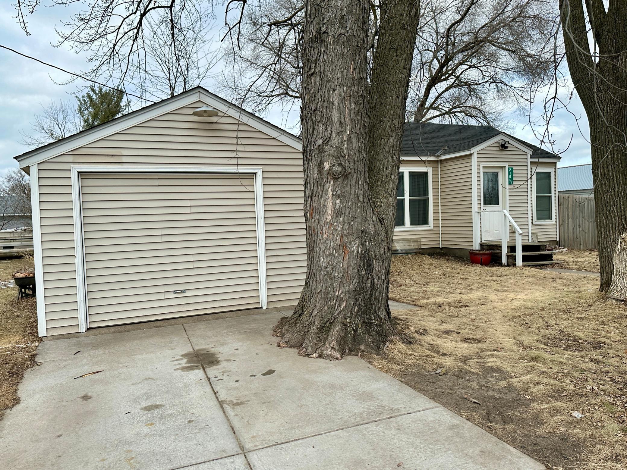 Homes for sale in Isanti, MN | 210 1St Ave Nw, Isanti, MN 55040 | MLS# 7033996