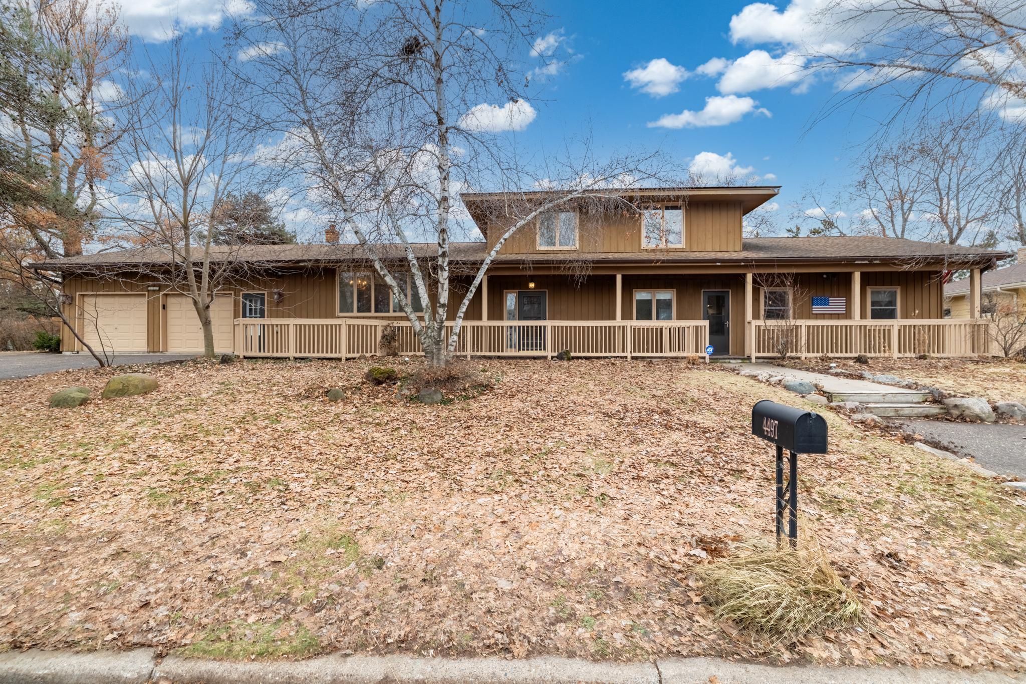 Homes for sale in Vadnais Heights, MN | 4497 S Oak Leaf Ct, Vadnais Heights, MN 55127 | MLS# 7034439