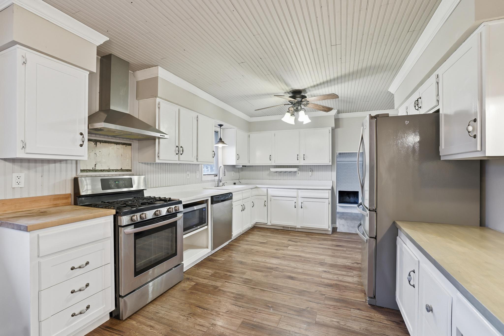 Homes for sale in Vadnais Heights, MN | 4497 S Oak Leaf Ct, Vadnais Heights, MN 55127 | MLS# 7034439