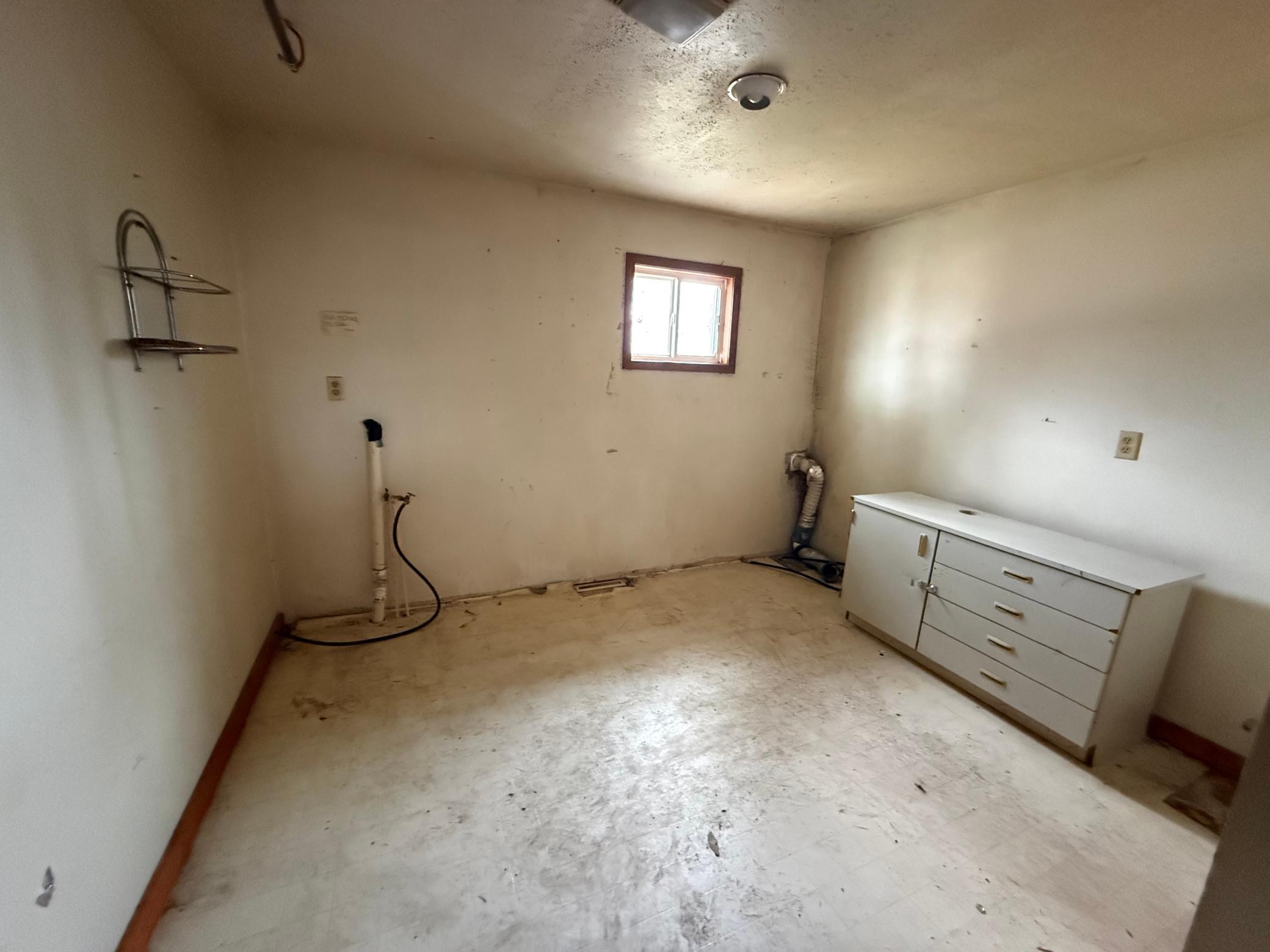 Homes for sale in Mahnomen, MN | 516 W Minnesota Ave, Mahnomen, MN 56557 | MLS# 7034668