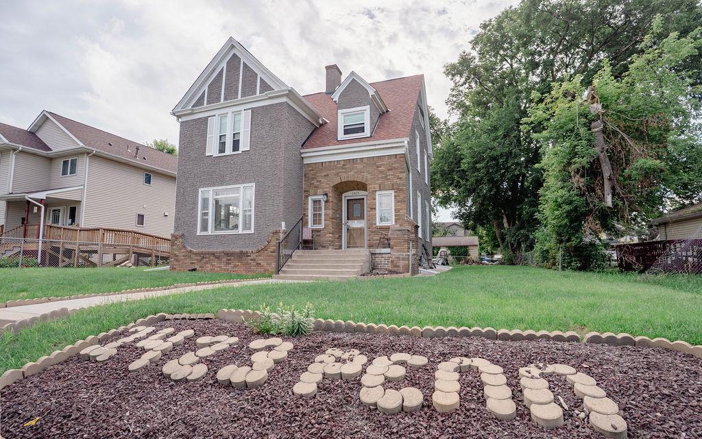 Homes for sale in Minneapolis, MN | 1423 Penn Ave N, Minneapolis, MN 55411 | MLS# 7035415