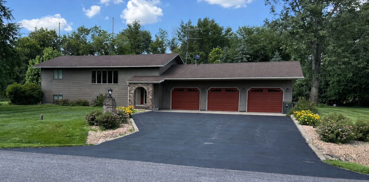 Homes for sale in Saint Augusta, MN | 2174 232nd St, Saint Augusta, MN 56301 | MLS# 7035538