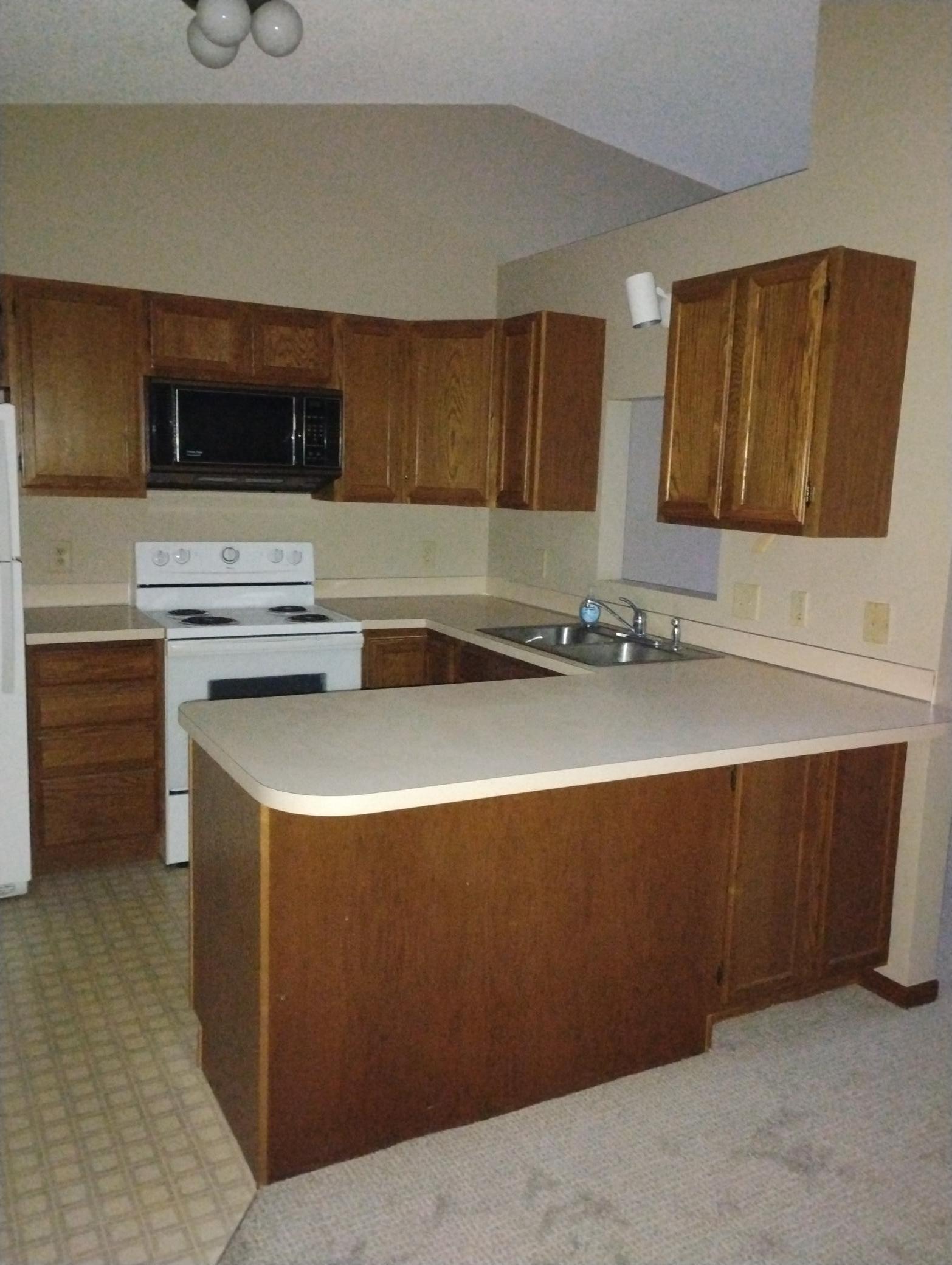 Homes for sale in Vadnais Heights, MN | 1027 Pond View Ct, Vadnais Heights, MN 55127 | MLS# 7035572