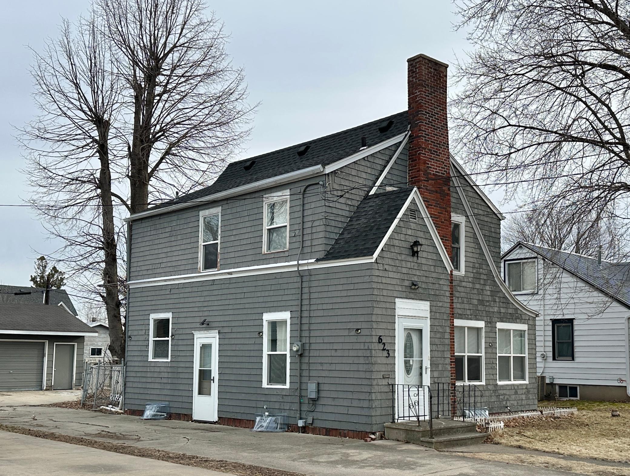 Homes for sale in Albert Lea, MN | 623 E 6th St, Albert Lea, MN 56007 | MLS# 7035623