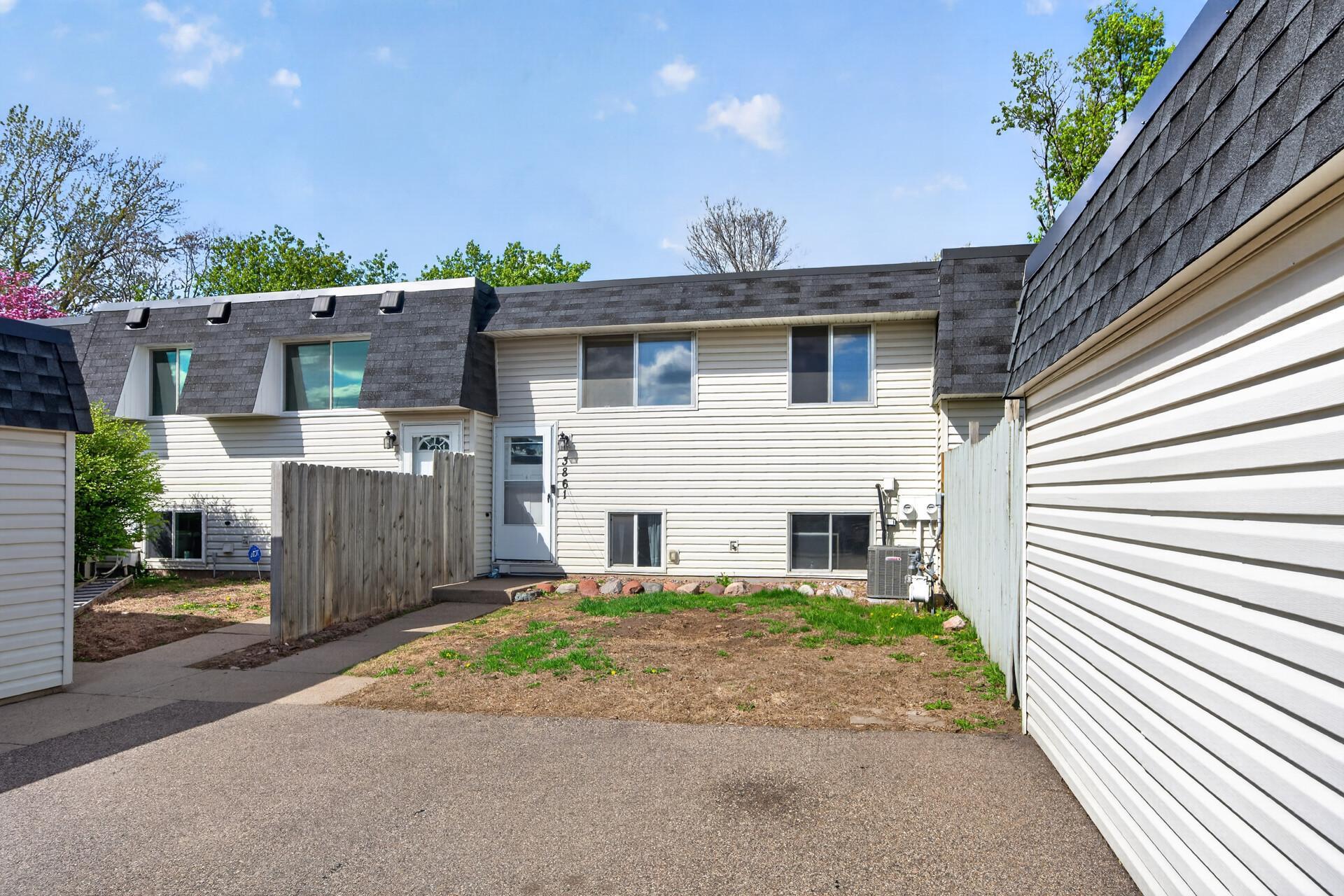 Homes for sale in Inver Grove Heights, MN | 3861 Conroy Trl, Inver Grove Heights, MN 55076 | MLS# 7035679