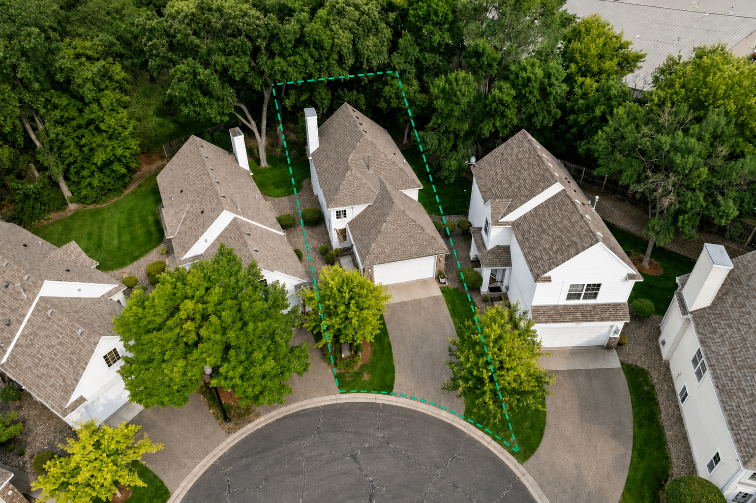 2nd image of 123 Christenson Ct Ne, Minneapolis, MN 55432 | MLS# 7035703