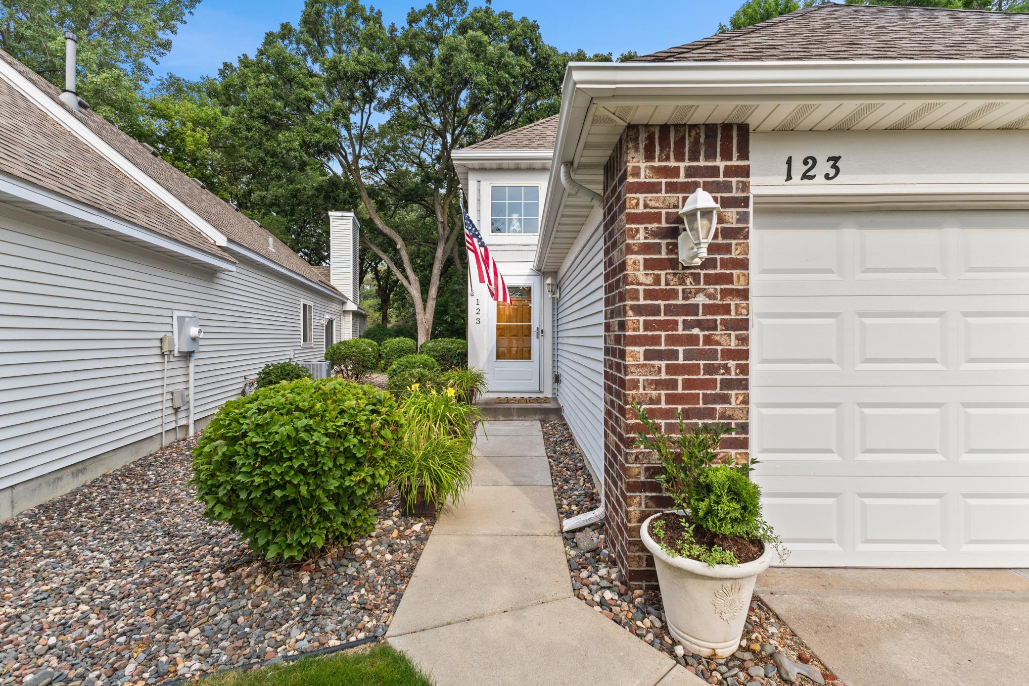 3rd image of 123 Christenson Ct Ne, Minneapolis, MN 55432 | MLS# 7035703