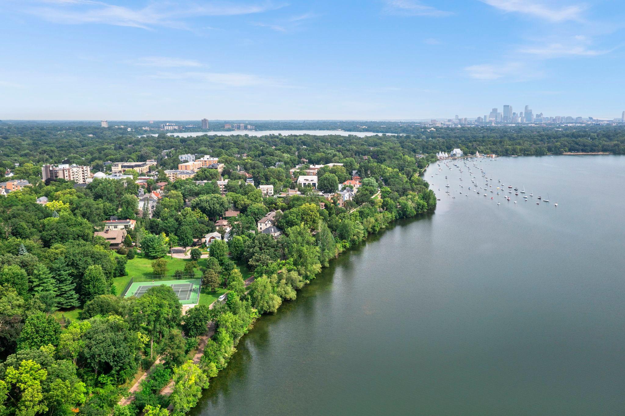 Homes for sale in Minneapolis, MN | 2700 W 44Th St #403, Minneapolis, MN 55410 | MLS# 7035705