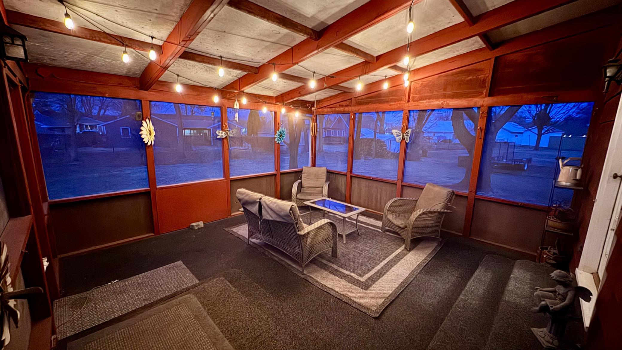 Homes for sale in Le Sueur, MN | 108 N Park Ln, Le Sueur, MN 56058 | MLS# 7035877