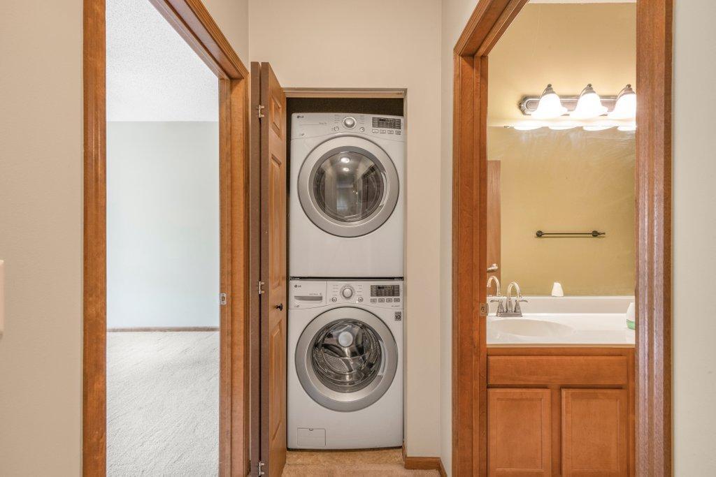4th image of 114200 Hundertmark Rd, Chaska, MN 55318