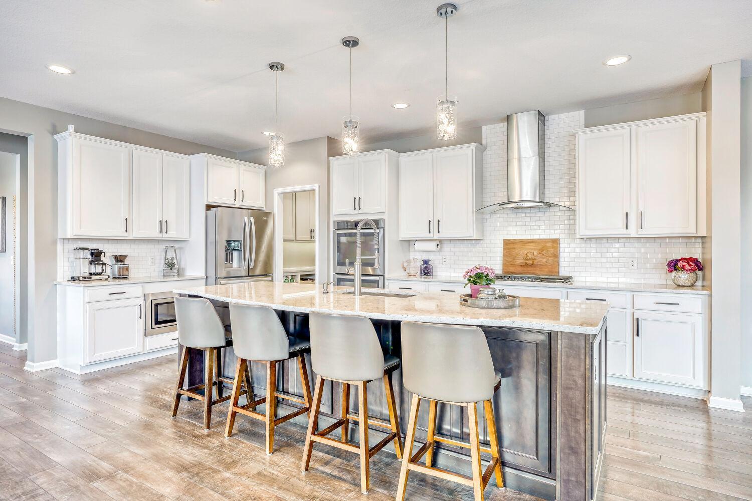 Homes for sale in Savage, MN | 15536 Hampshire Ln, Savage, MN 55378 | MLS# 7036012