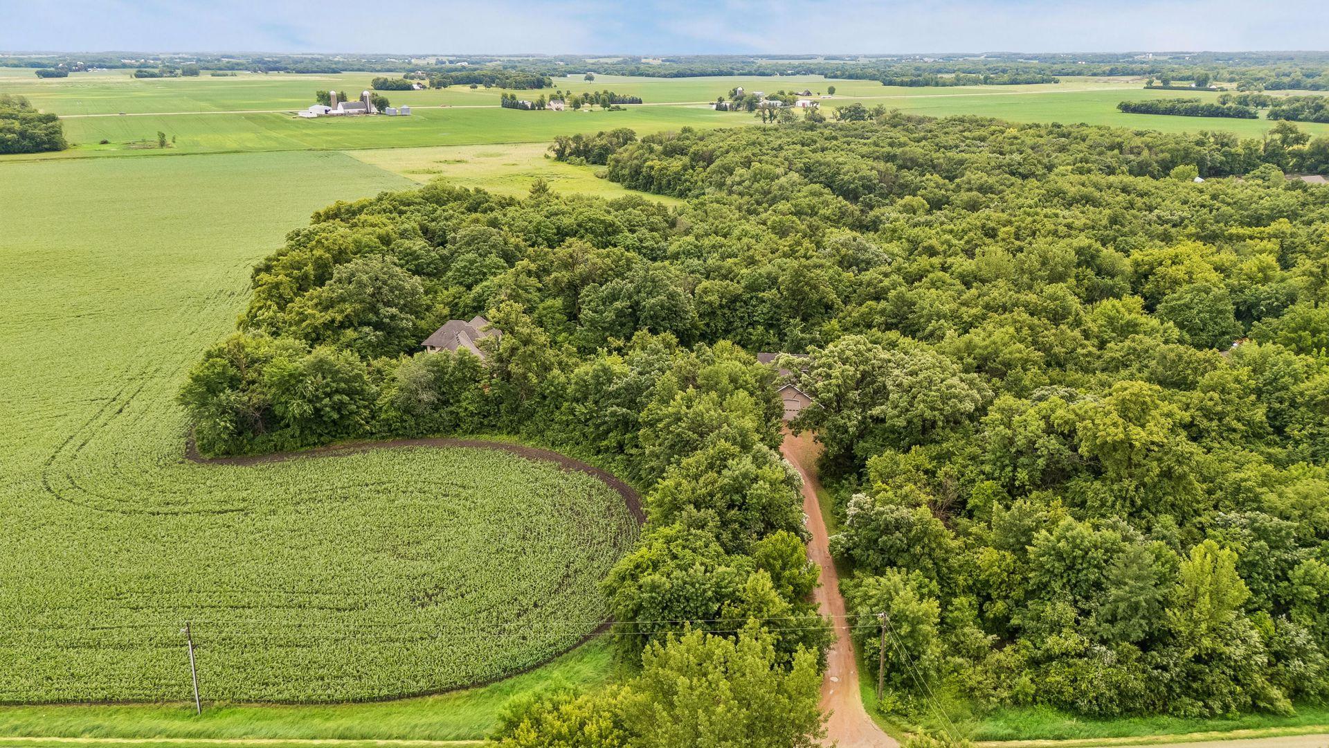 5th image of 7575 Welcome Rd, New Germany, MN 55367 | MLS# 7036140