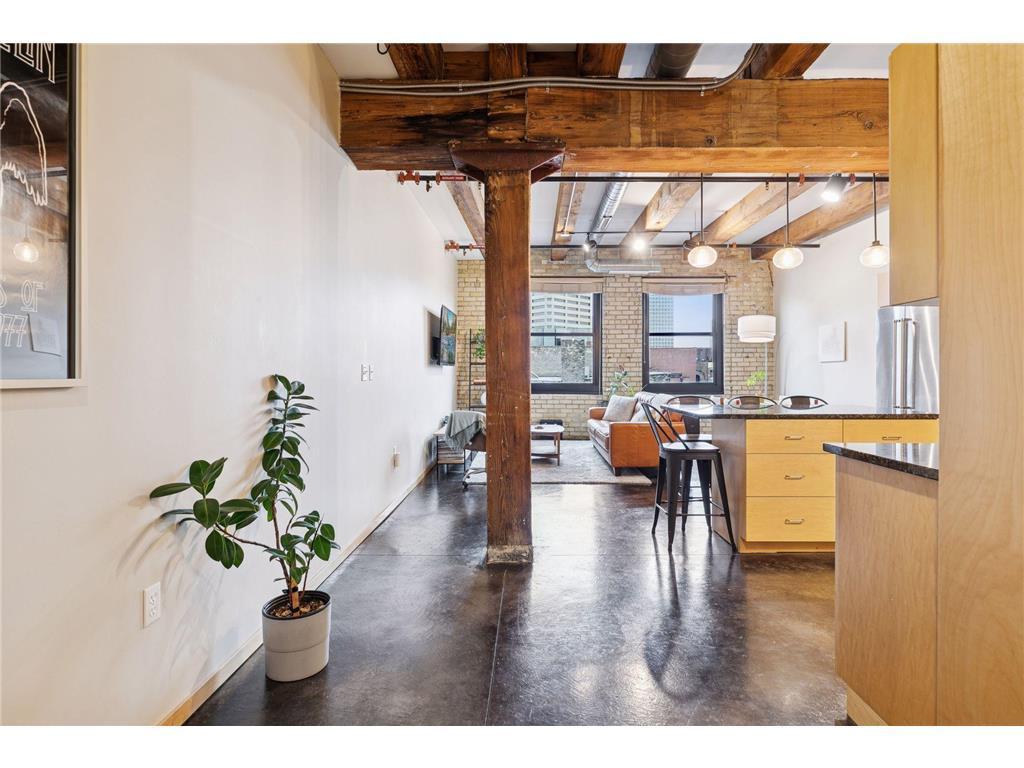3rd image of 406 Wacouta St #609, Saint Paul, MN 55101 | MLS# 7036152