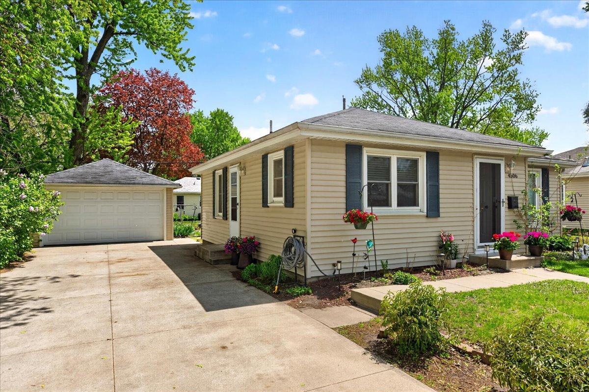 4th image of 4506 Yates Ave N, Crystal, MN 55422 | MLS# 7036183