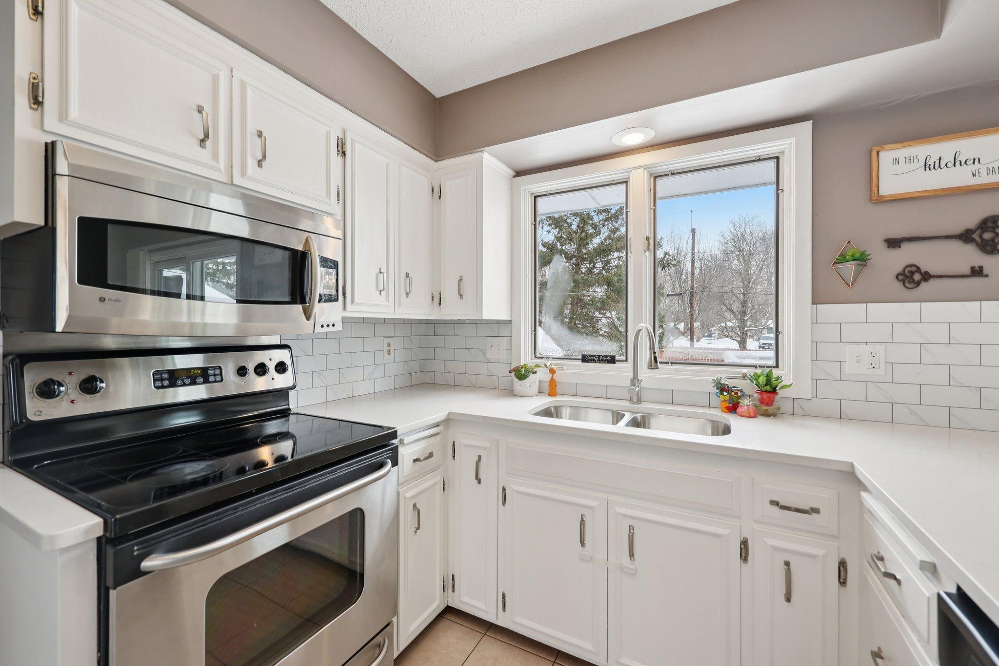 Homes for sale in Golden Valley, MN | 6515 Olympia St, Golden Valley, MN 55427 | MLS# 7036218