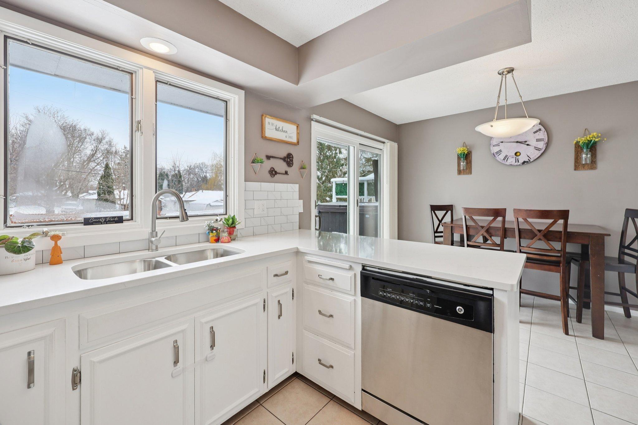 Homes for sale in Golden Valley, MN | 6515 Olympia St, Golden Valley, MN 55427 | MLS# 7036218