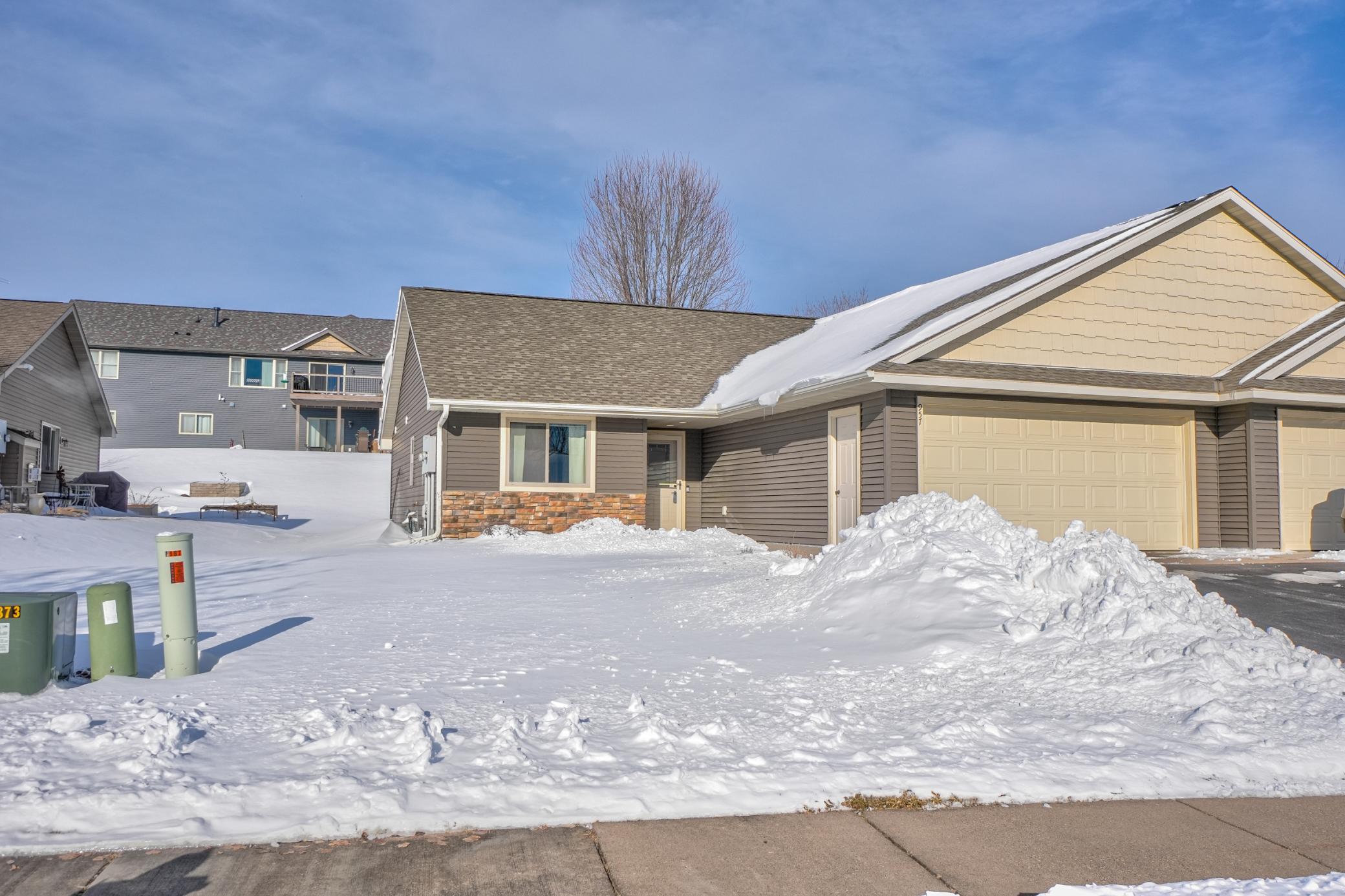 Homes for sale in River Falls, WI | 957 Fairchild Dr, River Falls, WI 54022 | MLS# 7036374