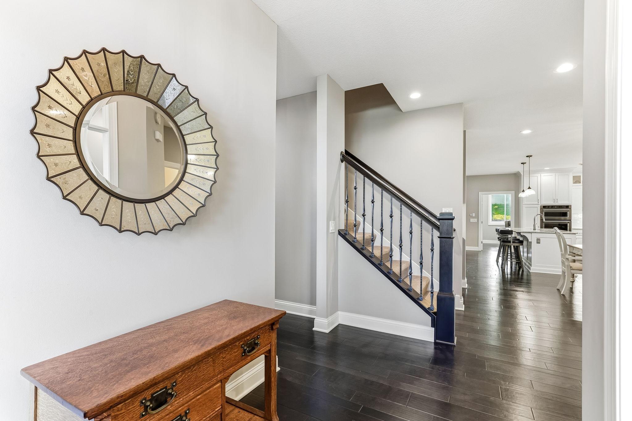 4th image of 15563 Drake Cir Nw, Prior Lake, MN 55372 | MLS# 7036522