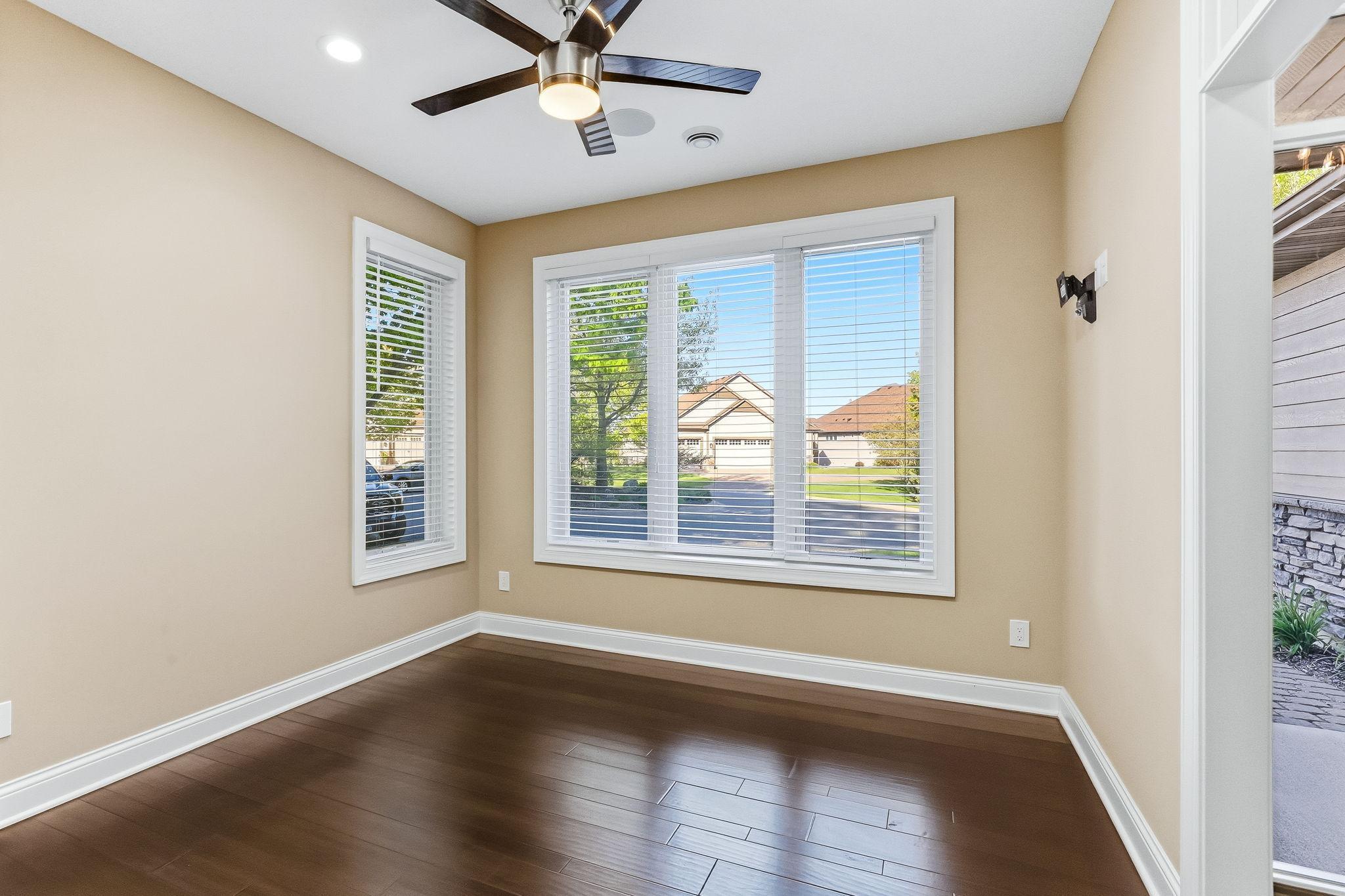 5th image of 15563 Drake Cir Nw, Prior Lake, MN 55372 | MLS# 7036522