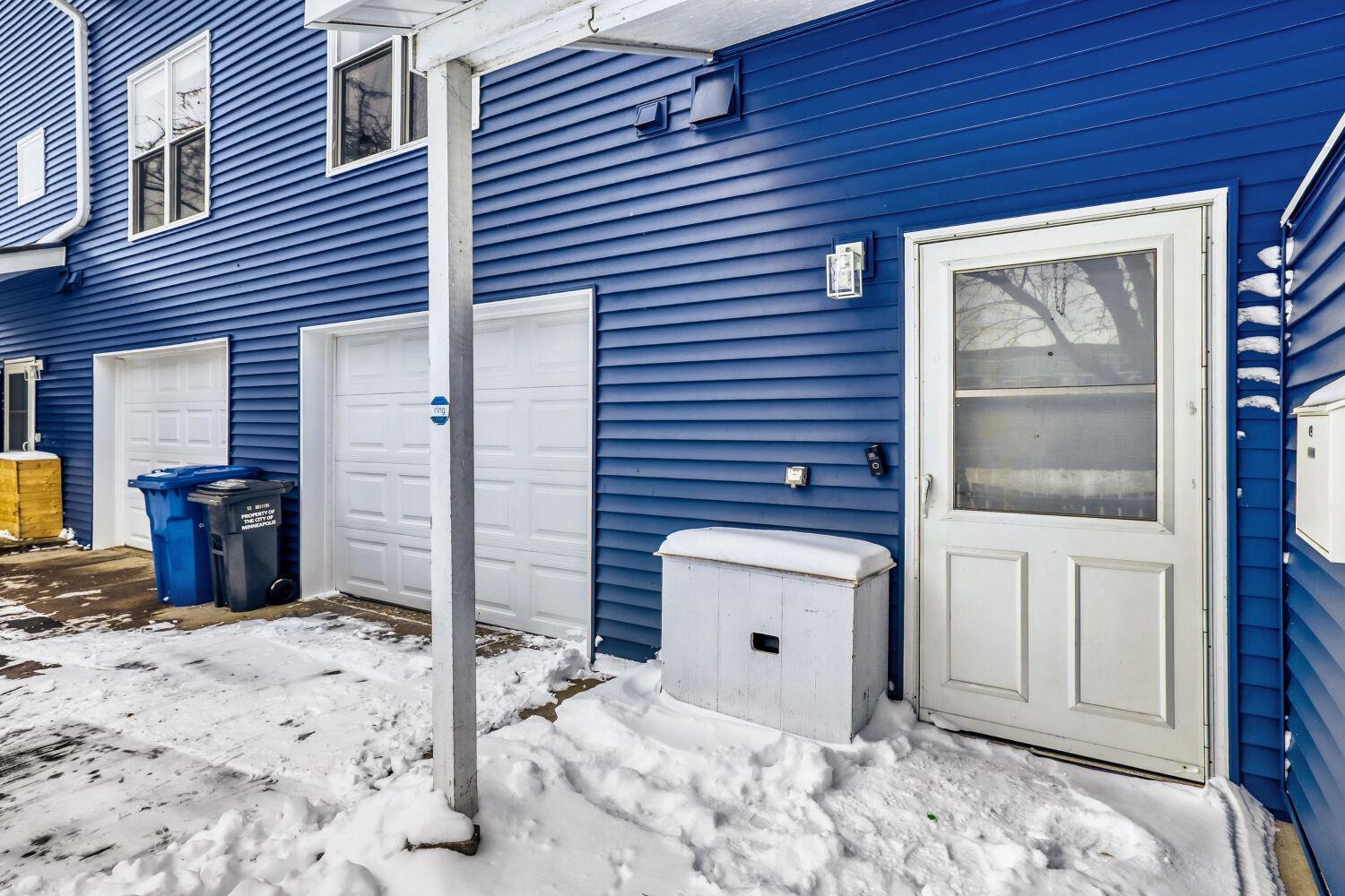 Homes for sale in Minneapolis, MN | 1907 S 5Th St, Minneapolis, MN 55454 | MLS# 7036564