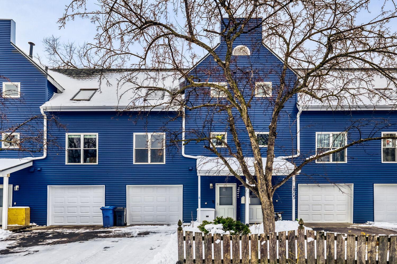 Homes for sale in Minneapolis, MN | 1907 S 5Th St, Minneapolis, MN 55454 | MLS# 7036564