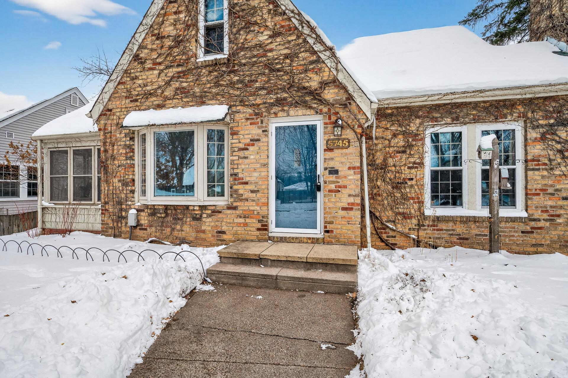 Homes for sale in Minneapolis, MN | 5745 Elliot Ave, Minneapolis, MN 55417 | MLS# 7036651