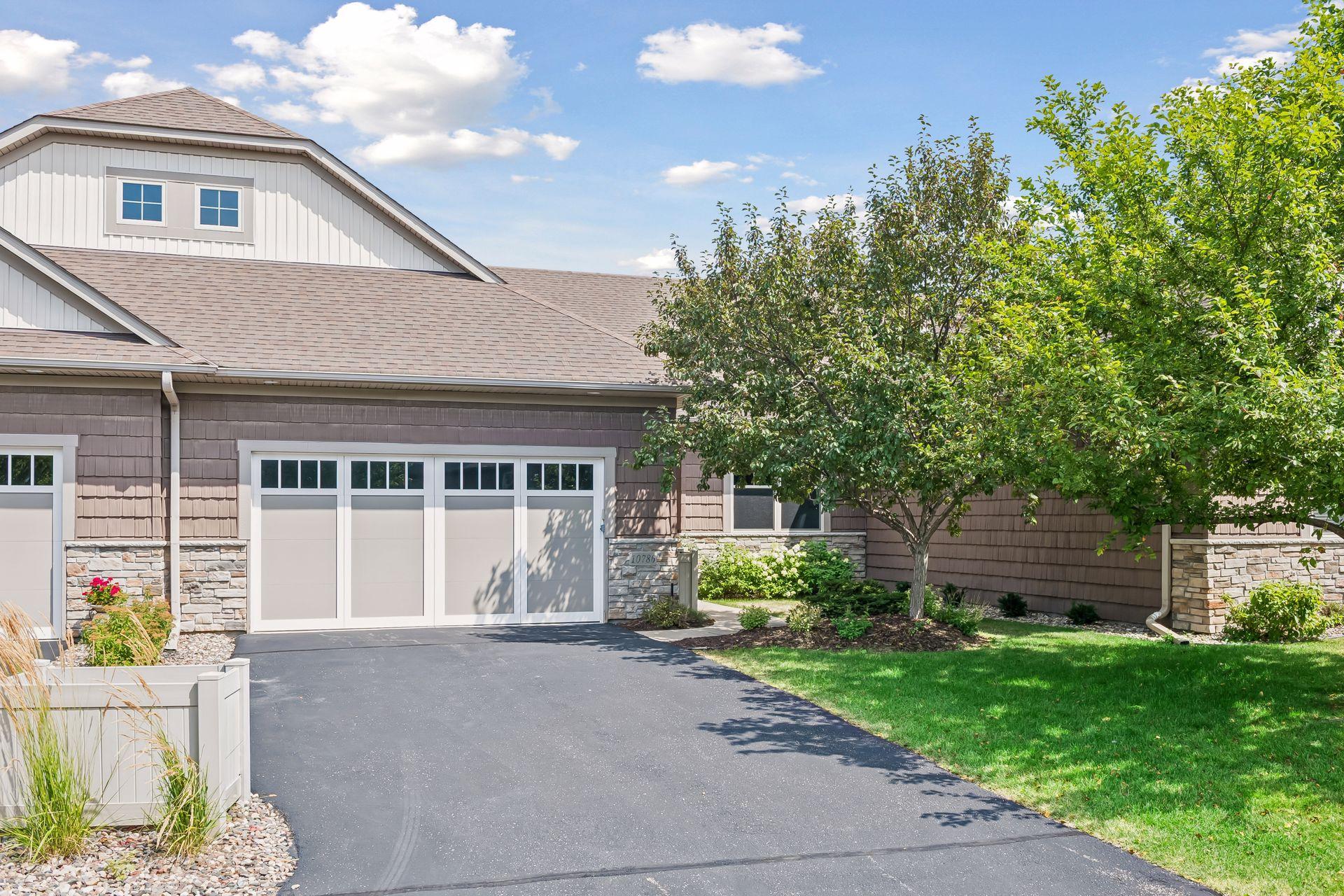 2nd image of 10786 Lyndale Bluffs Trl, Minneapolis, MN 55420 | MLS# 7037284