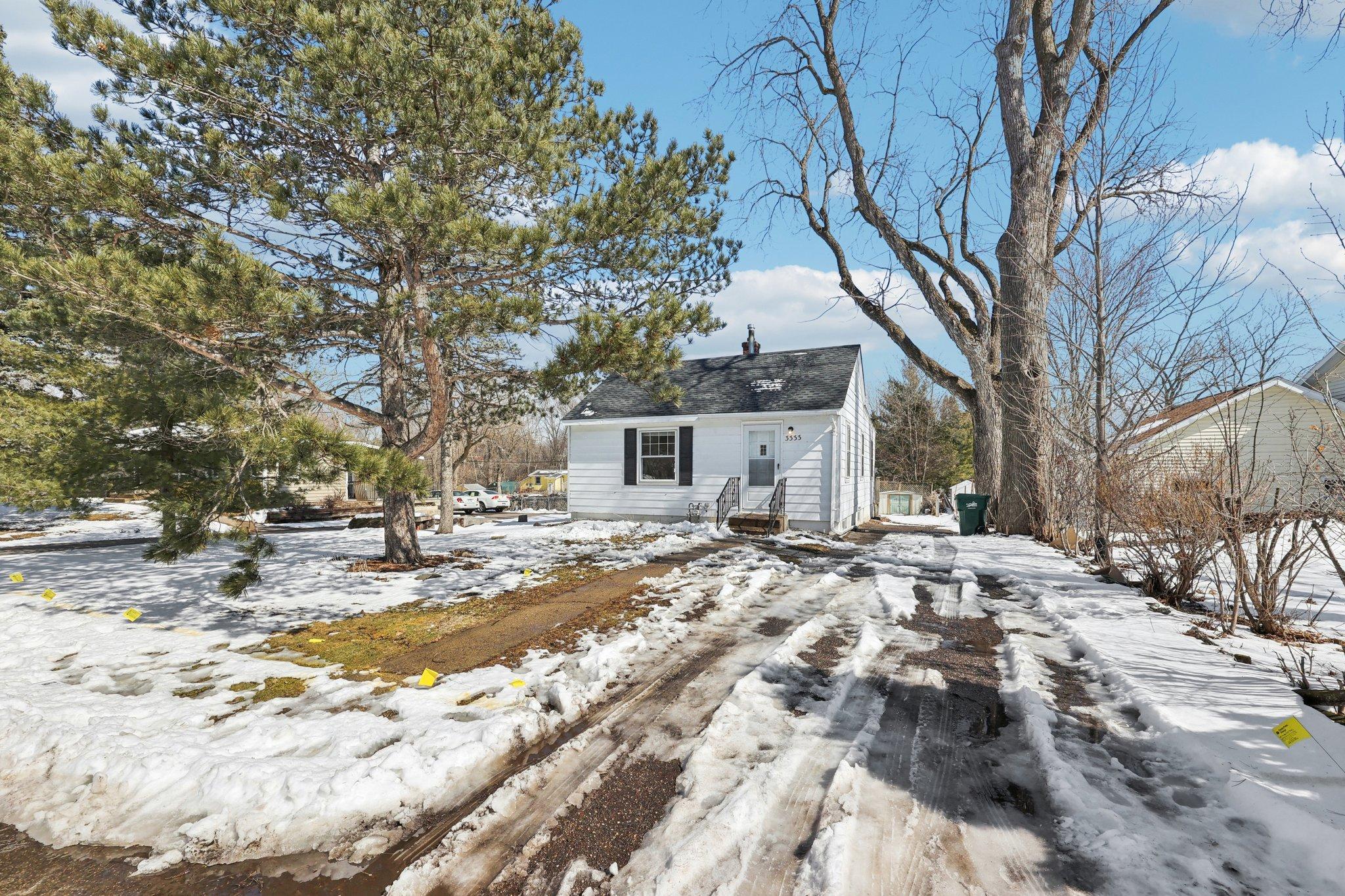 Homes for sale in Hopkins, MN | 3333 Chippewa Rd, Hopkins, MN 55305 | MLS# 7037312