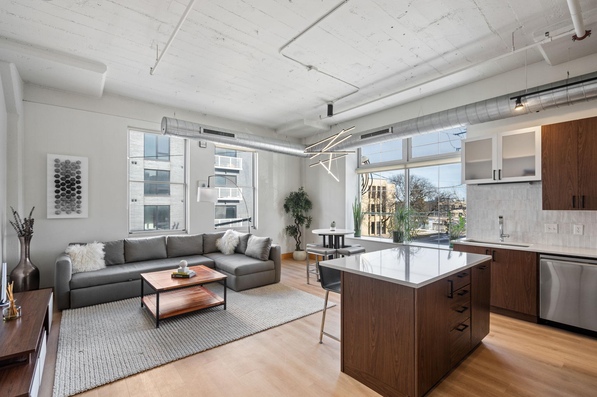 Homes for sale in Minneapolis, MN | 918 3rd St N #211, Minneapolis, MN 55401 | MLS# 7037369