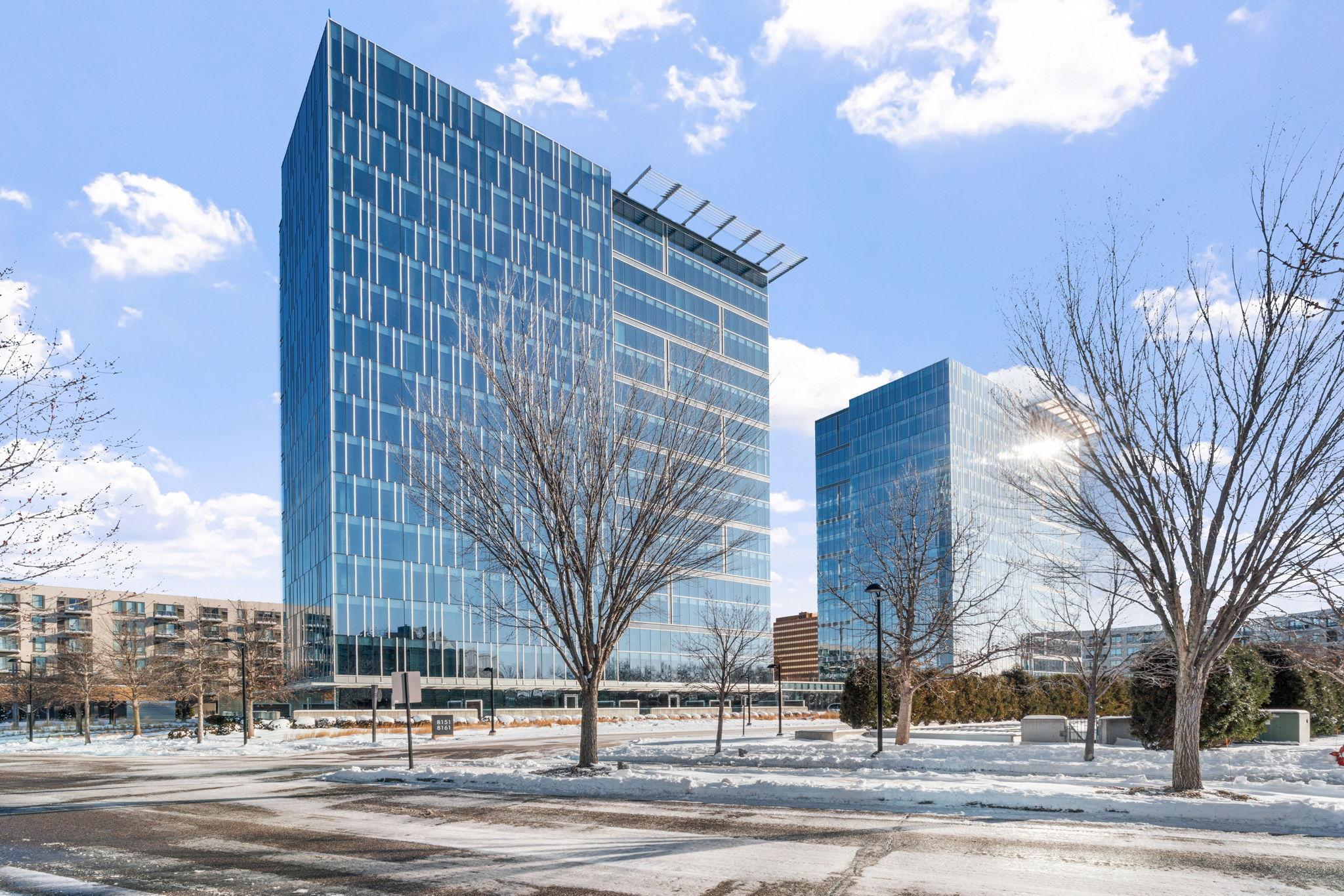 37th image of 8161 33rd Ave S #306, Minneapolis, MN 55425 | MLS# 7037433