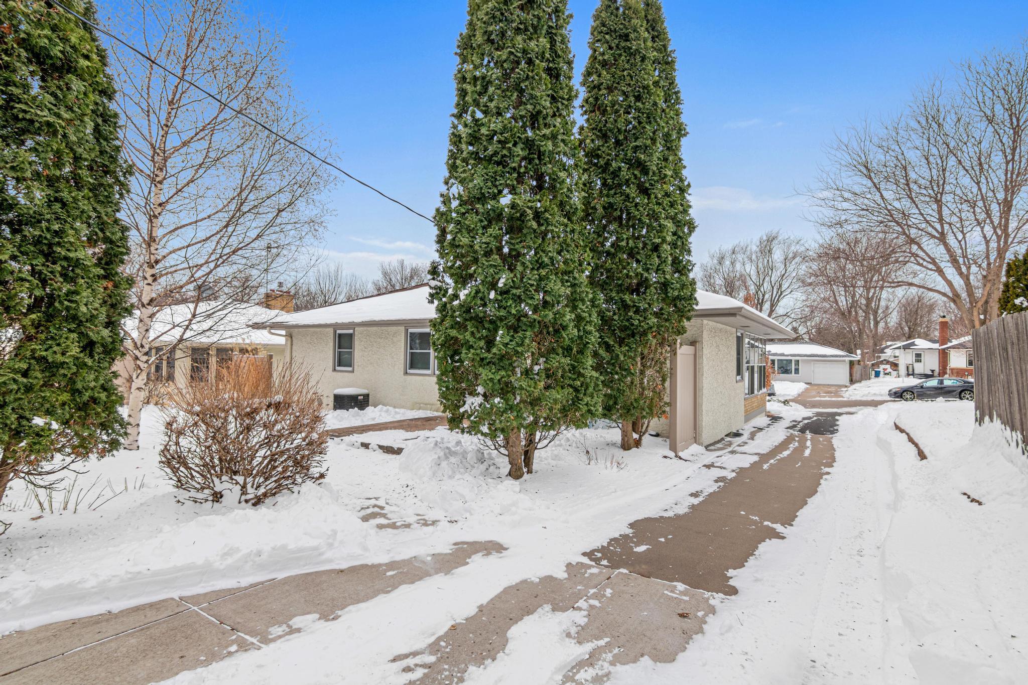 Homes for sale in West Saint Paul, MN | 1306 Ottawa Ave, West Saint Paul, MN 55118 | MLS# 7037612