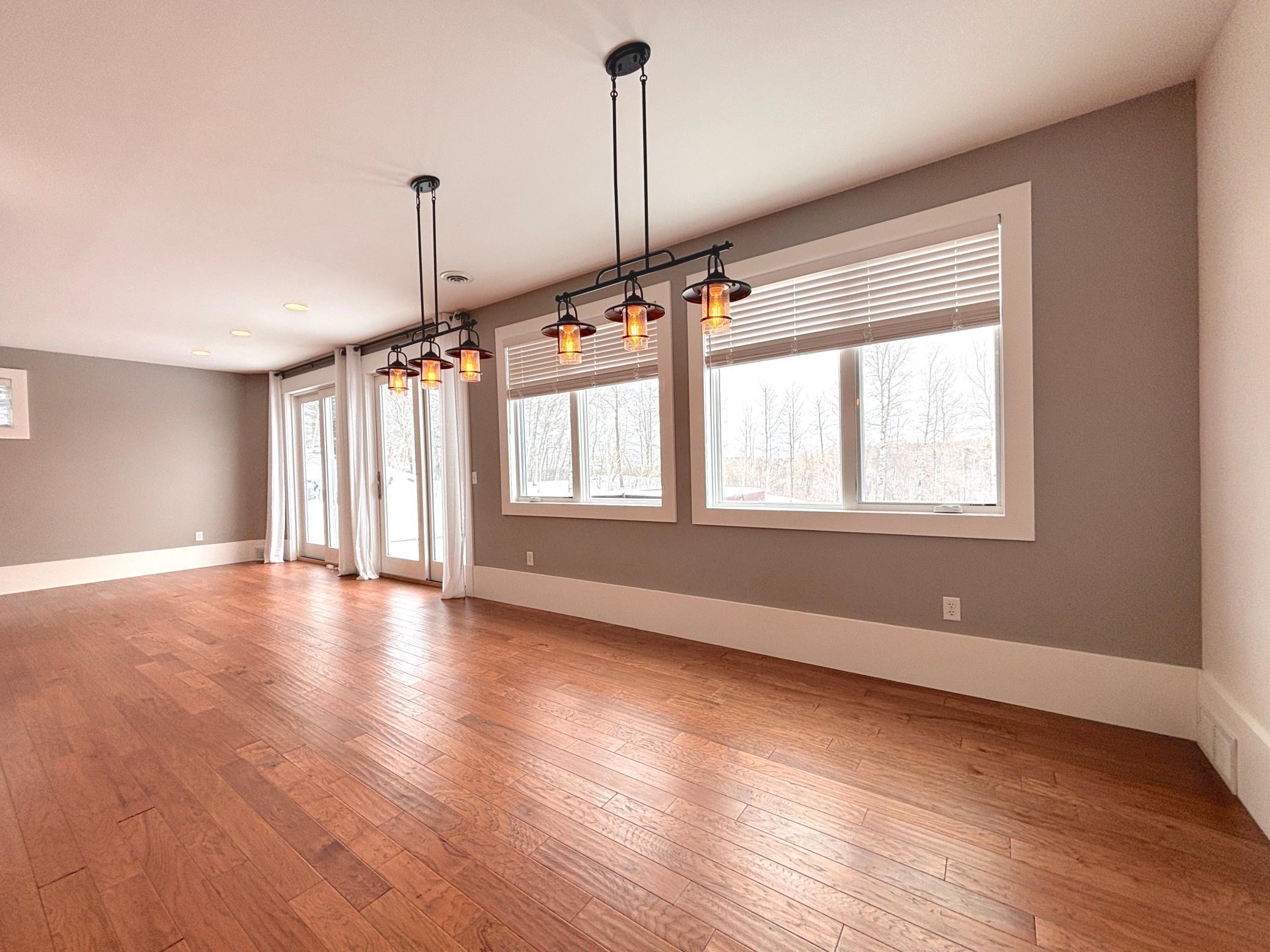 Homes for sale in Duluth, MN | 2718 Northridge Dr, Duluth, MN 55811 | MLS# 7037634