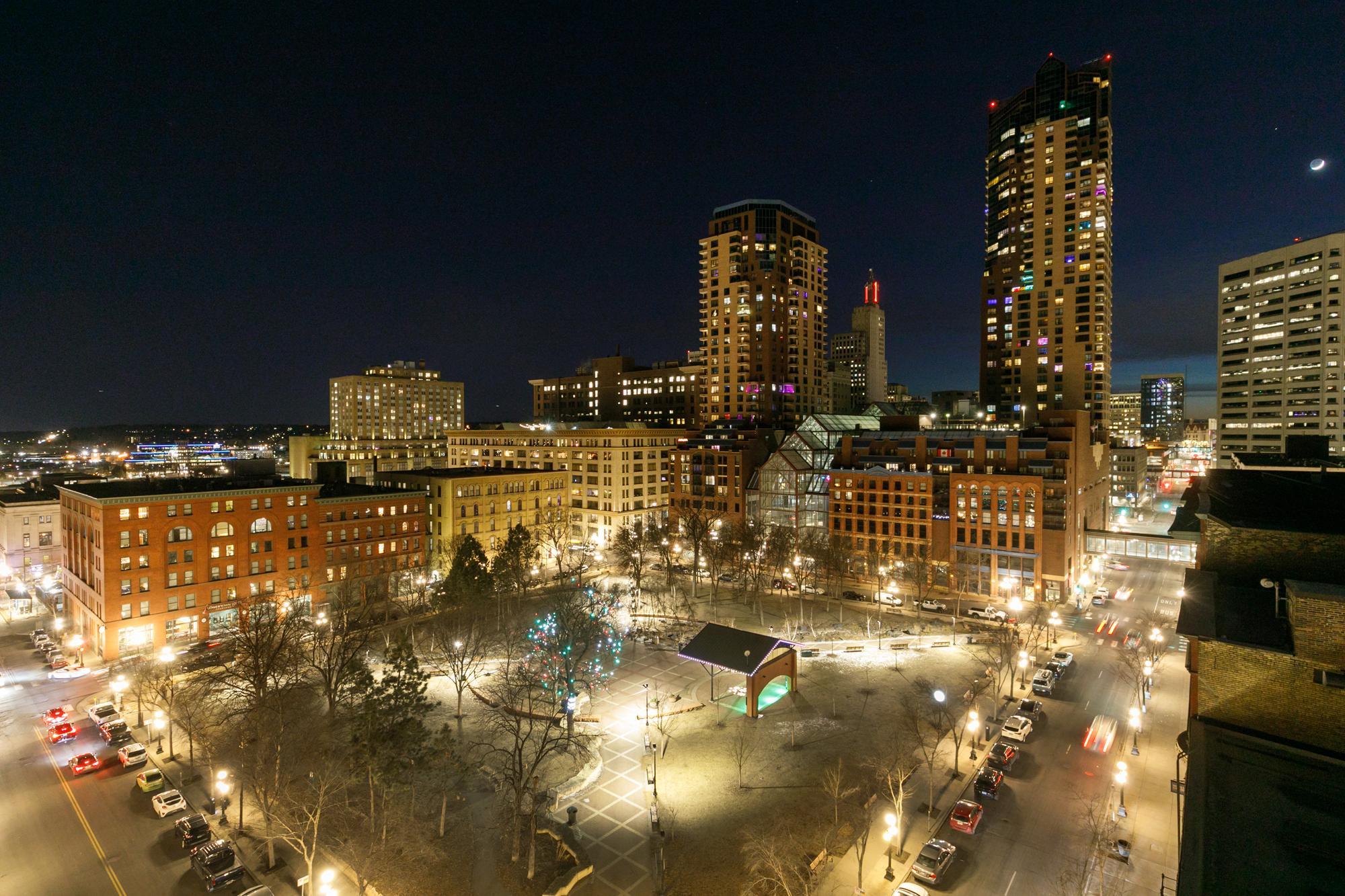 1st image of 406 Wacouta St #216, Saint Paul, MN 55101 | MLS# 7037927