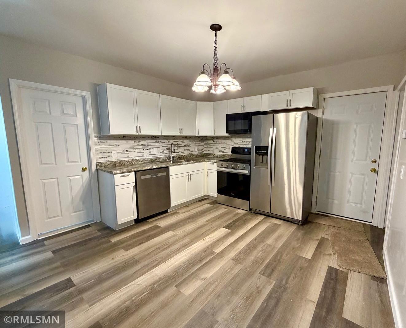 Homes for sale in Saint Paul, MN | 886 Johnson Pkwy, Saint Paul, MN 55106 | MLS# 7038085