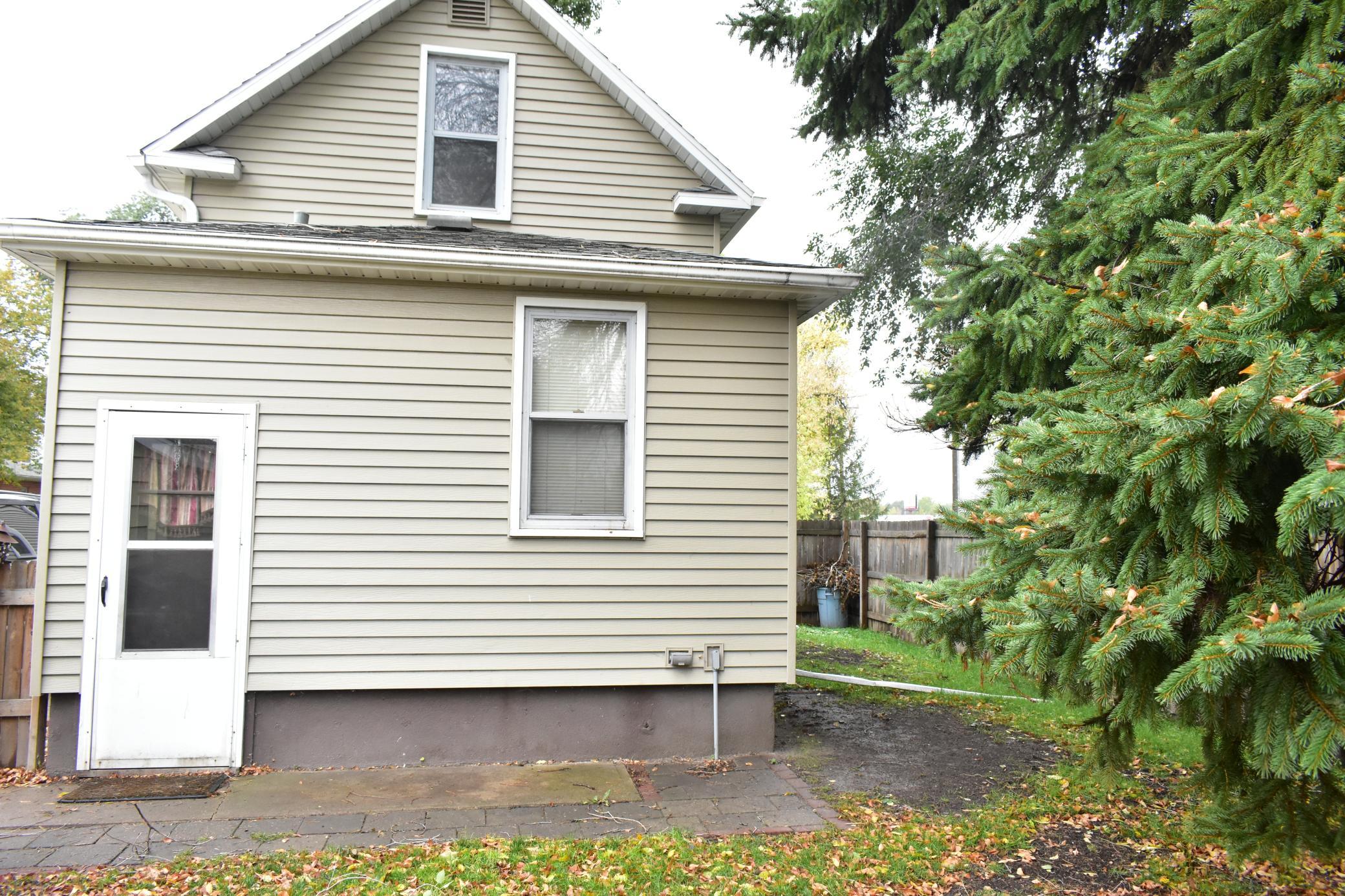 Homes for sale in Moorhead, MN | 1404 2Nd Ave N, Moorhead, MN 56560 | MLS# 7038326