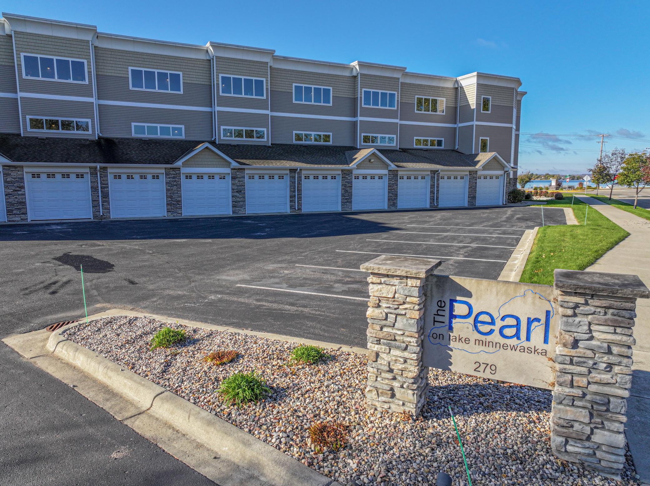 2nd image of 279 Minnesota Ave W #203, Glenwood, MN 56334 | MLS# 7038583