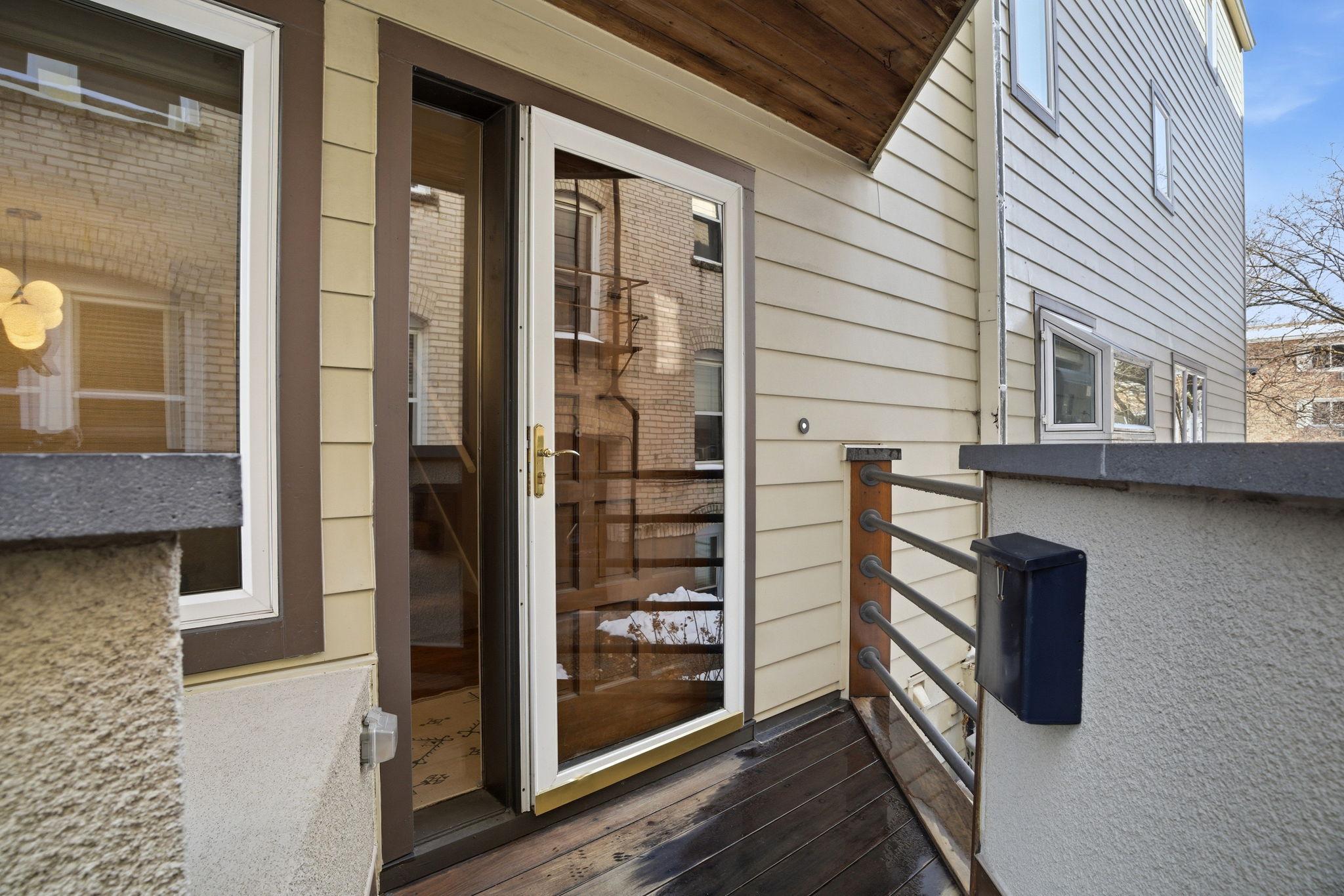 3rd image of 2726 Humboldt Ave S, Minneapolis, MN 55408
