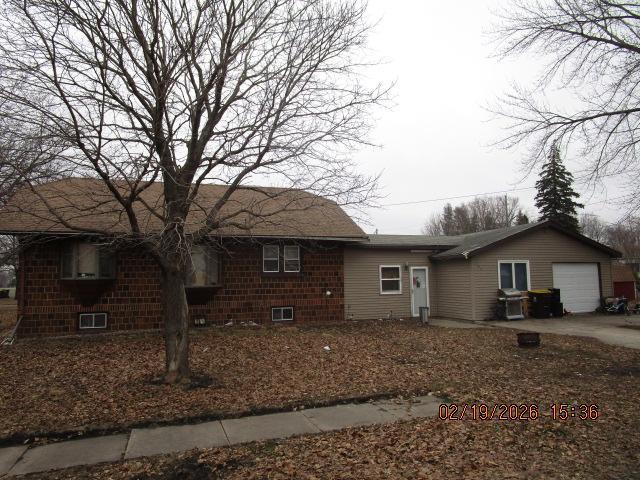 Homes for sale in Bricelyn, MN | 608 N 5th St, Bricelyn, MN 56014 | MLS# 7038694