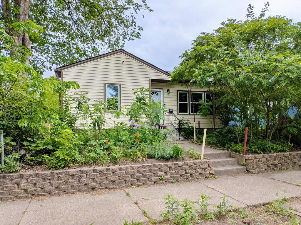 Homes for sale in Minneapolis, MN | 1515 California St Ne, Minneapolis, MN 55413 | MLS# 7038882