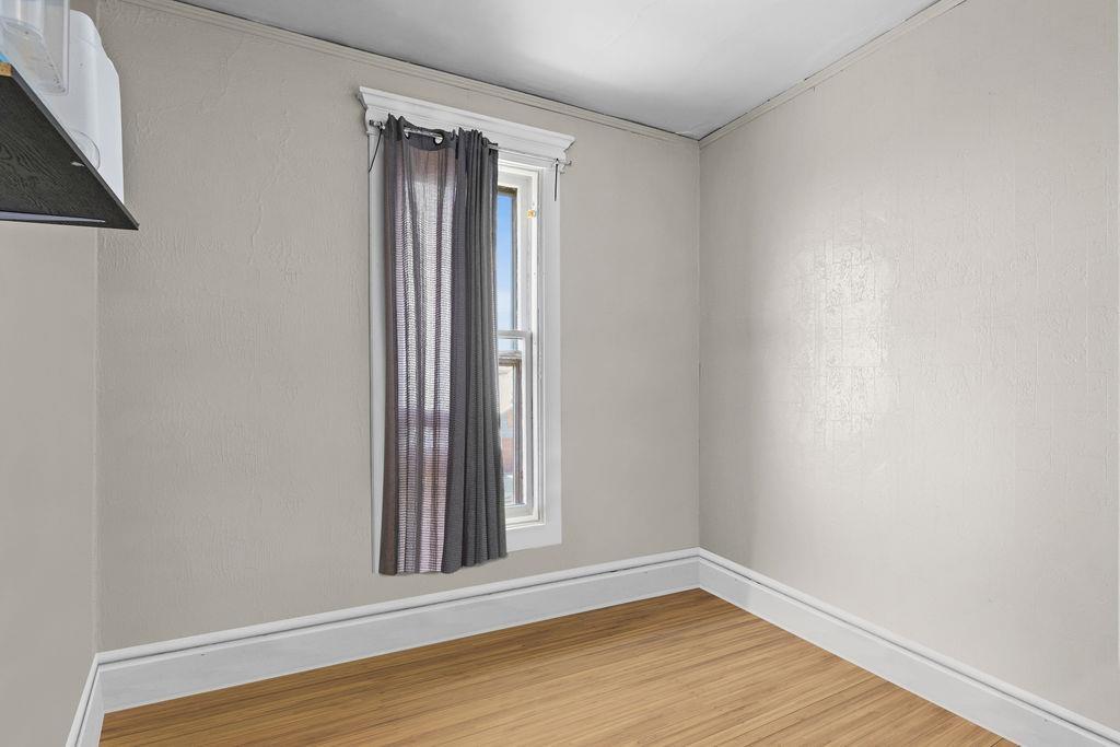 Homes for sale in Duluth, MN | 1801 E 4Th St, Duluth, MN 55812 | MLS# 7038886