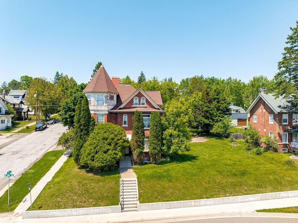 Homes for sale in Duluth, MN | 1801 E 4Th St, Duluth, MN 55812 | MLS# 7038886