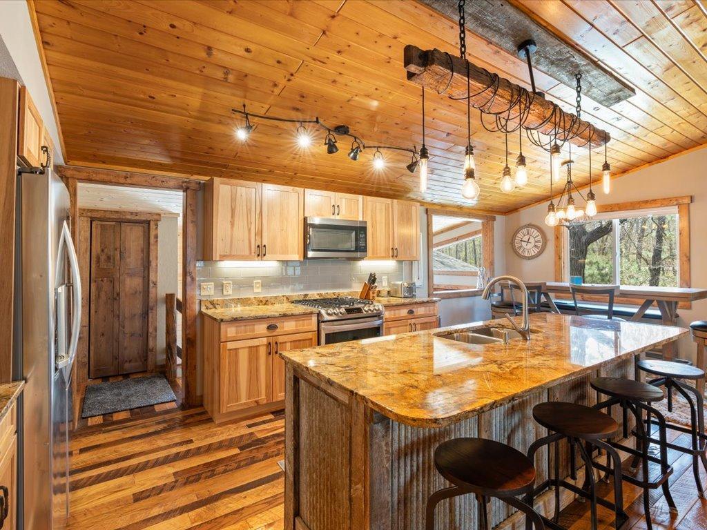 2nd image of 33527 Anderson Ct, Crosslake, MN 56442 | MLS# 7038978