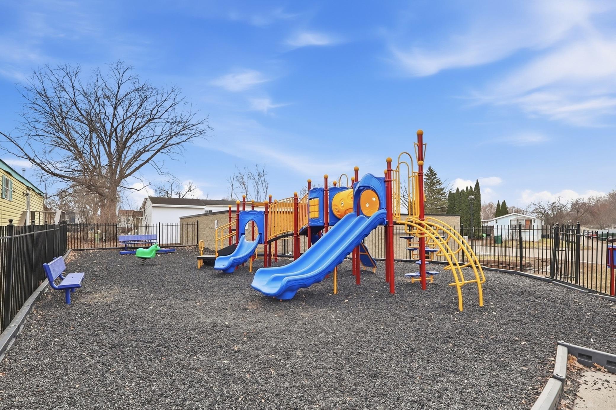 Homes for sale in Maplewood, MN | 2679 Alissa Ln, Maplewood, MN 55119 | MLS# 7039018