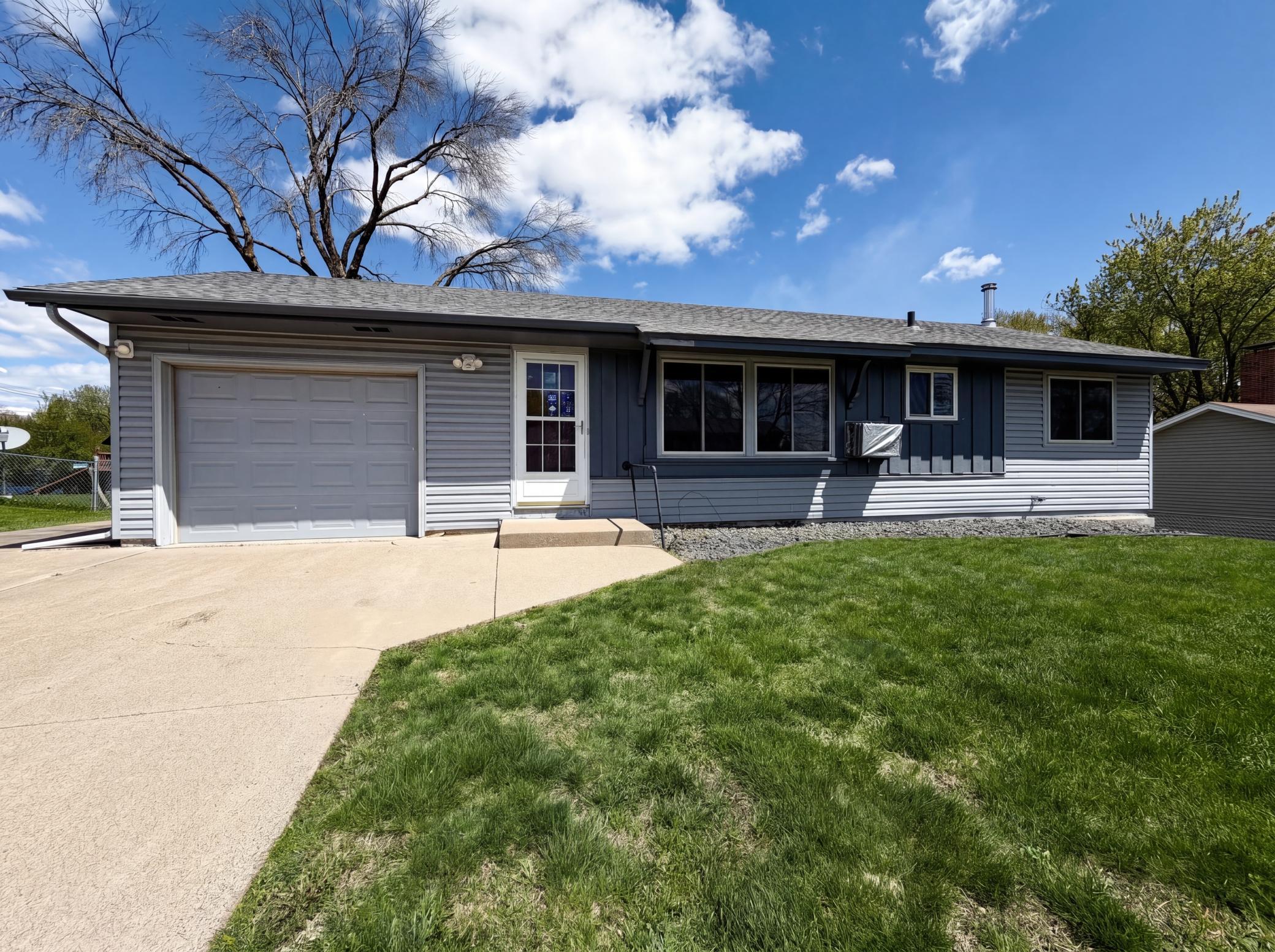 Homes for sale in Cottage Grove, MN | 8183 Henslowe Ave S, Cottage Grove, MN 55016 | MLS# 7039187