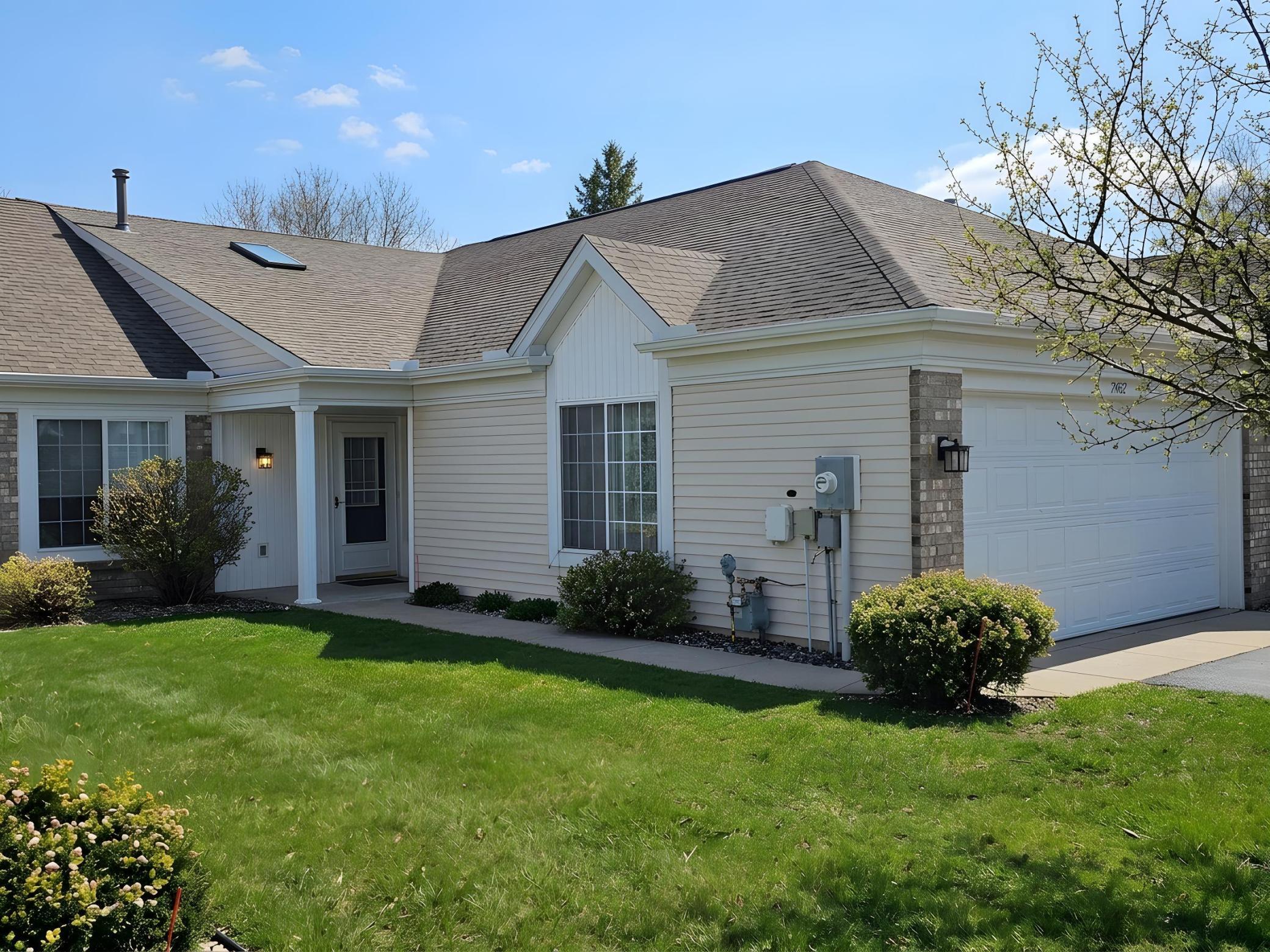 Homes for sale in Cottage Grove, MN | 7462 Hinton Park Ave S, Cottage Grove, MN 55016 | MLS# 7039233