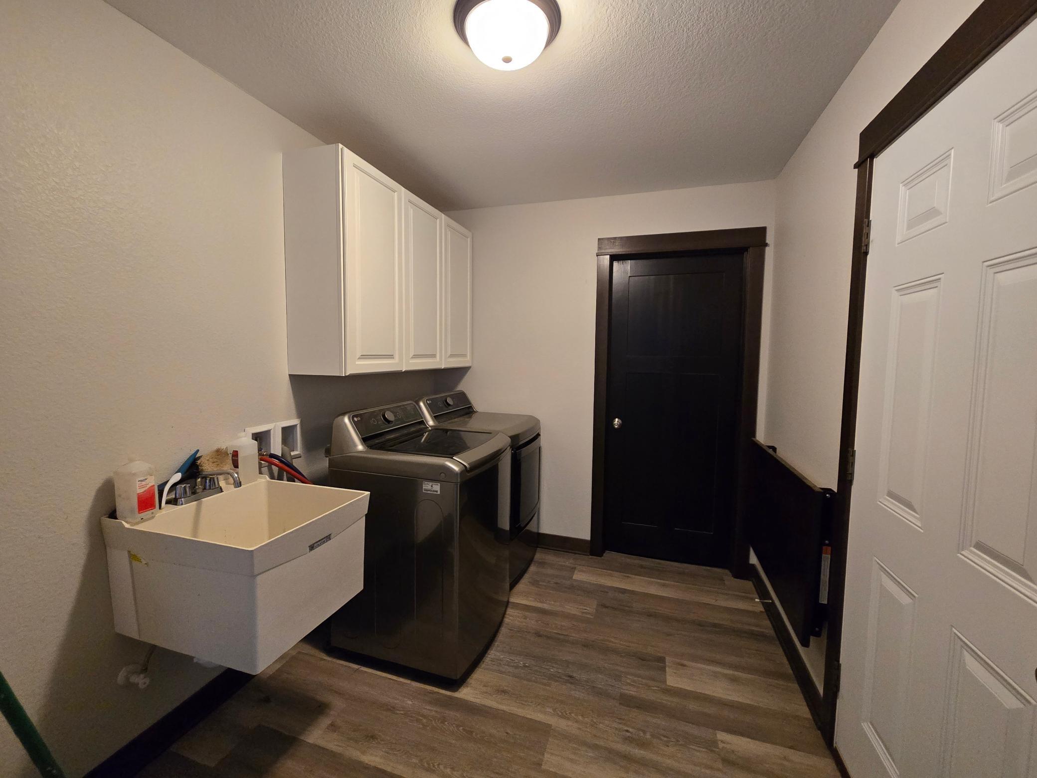 Homes for sale in Le Center, MN | 370 Horizon Dr, Le Center, MN 56057 | MLS# 7039453