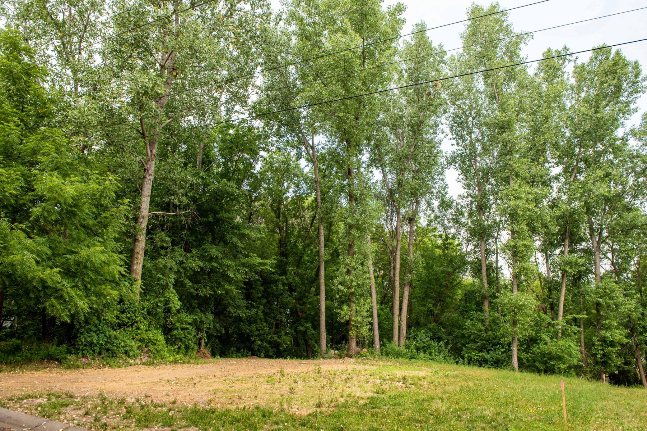 Homes for sale in Saint Paul, MN | 2113 Oakridge St, Saint Paul, MN 55119 | MLS# 7039563