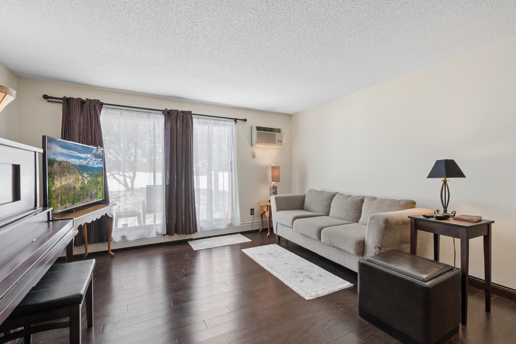 Homes for sale in Saint Anthony, MN | 4002 Foss Rd #102, Saint Anthony, MN 55421 | MLS# 7039725